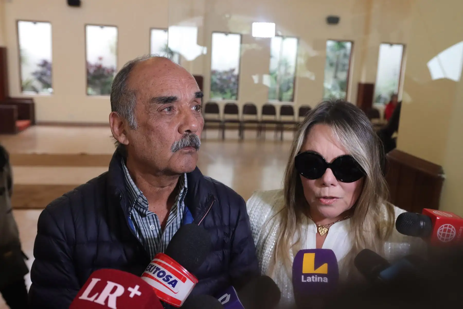 Tanto el hermano de la recordada Yola Polastri y su sobrina, brindaron declaraciones a la prensa. Foto: ANDINA / Lino Chipana.