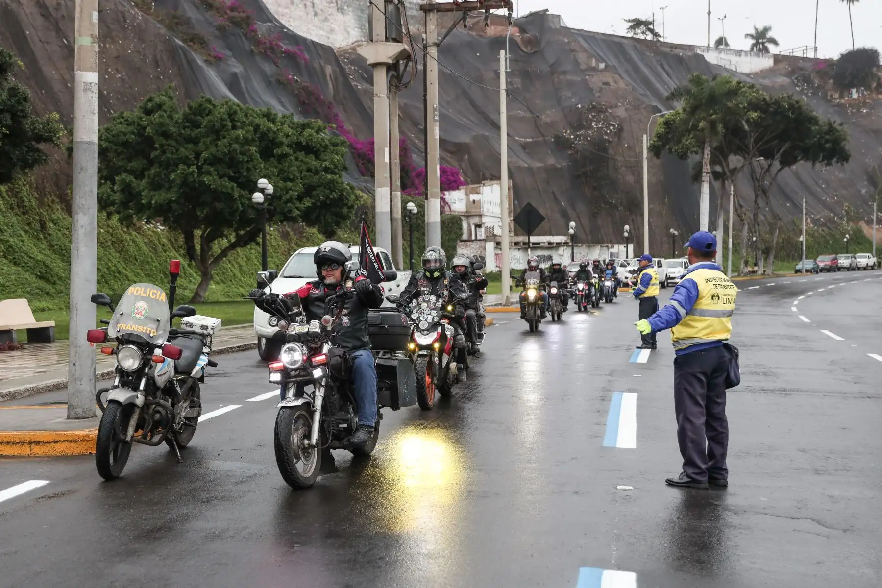 La Municipalidad de Lima implementó plan piloto que permite la circulación de motocicletas y normas de tránsito en el Circuito de Playas de la Costa Verde. Foto: ANDINA/ Connie Calderon