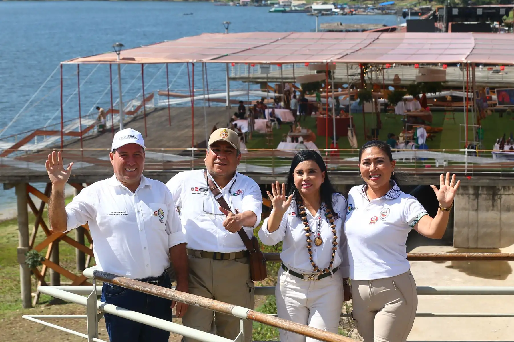 Presidente del Consejo de Ministros , Gustavo Adrianzén en medio de una enorme expectativa y júbilo hoy será inaugurado el bulevar de Yarinocha, en la ciudad de Pucallpa (región Ucayali). Esta obra  se convertirá no solo en uno de los principales atractivos turísticos, también será el espacio ideal para eventos nacionales e internacionales como la APEC 2024.
Foto: ANDINA/Eddy Ramos