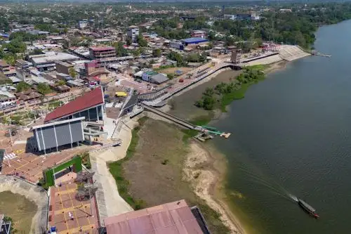 El bulevar de Yarinacocha, la impresionante infraestructura turística se ubica a orillas de la laguna de Yarinacocha, uno de los mayores atractivos de Ucayali. ANDINA/Difusión