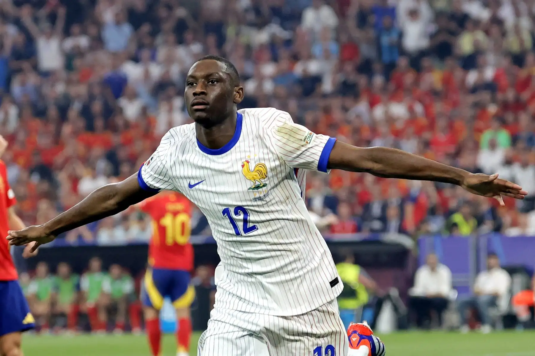Randal Kolo Muani de Francia celebra el 1-0 durante el partido de fútbol de semifinales de la UEFA EURO 2024 entre España y Francia en Munich, Alemania, el 9 de julio de 2024. Foto: EFE
