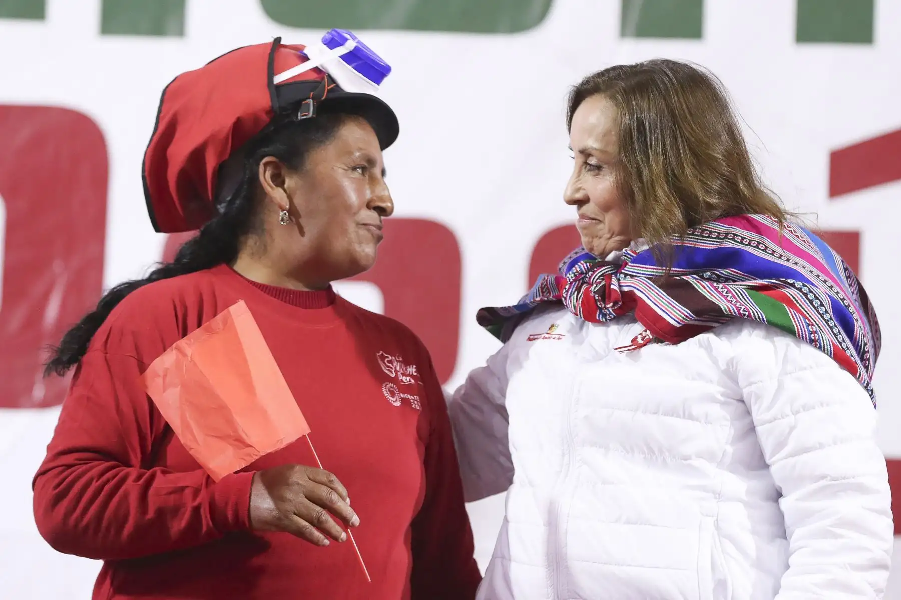 La presidenta de la República, Dina Boluarte, presenta el programa Llamkasun Perú 2024. Foto: ANDINA/Prensa Presidencia