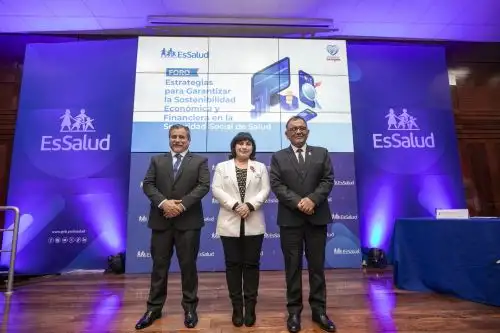 El Seguro Social de Salud (EsSalud) realizó el “Foro: Estrategias para garantizar la sostenibilidad económica y financiera en EsSalud”. Foto: ANDINA/Difusión