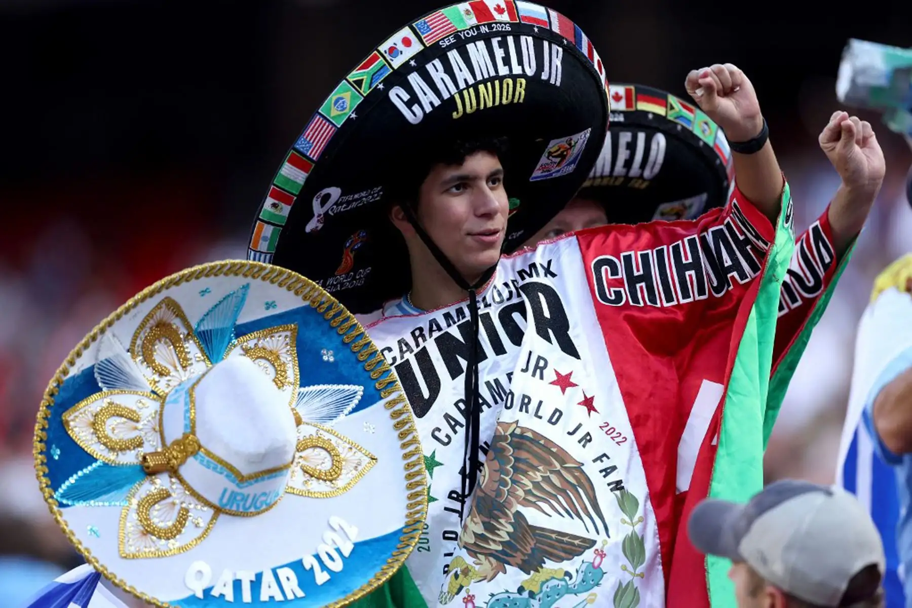 Los fanáticos que usan los sombreros Caramelo Jr animan durante el partido del Grupo C de la CONMEBOL Copa América 2024 entre Estados Unidos y Uruguay en el GEHA Field del Arrowhead Stadium .
Foto: AFP