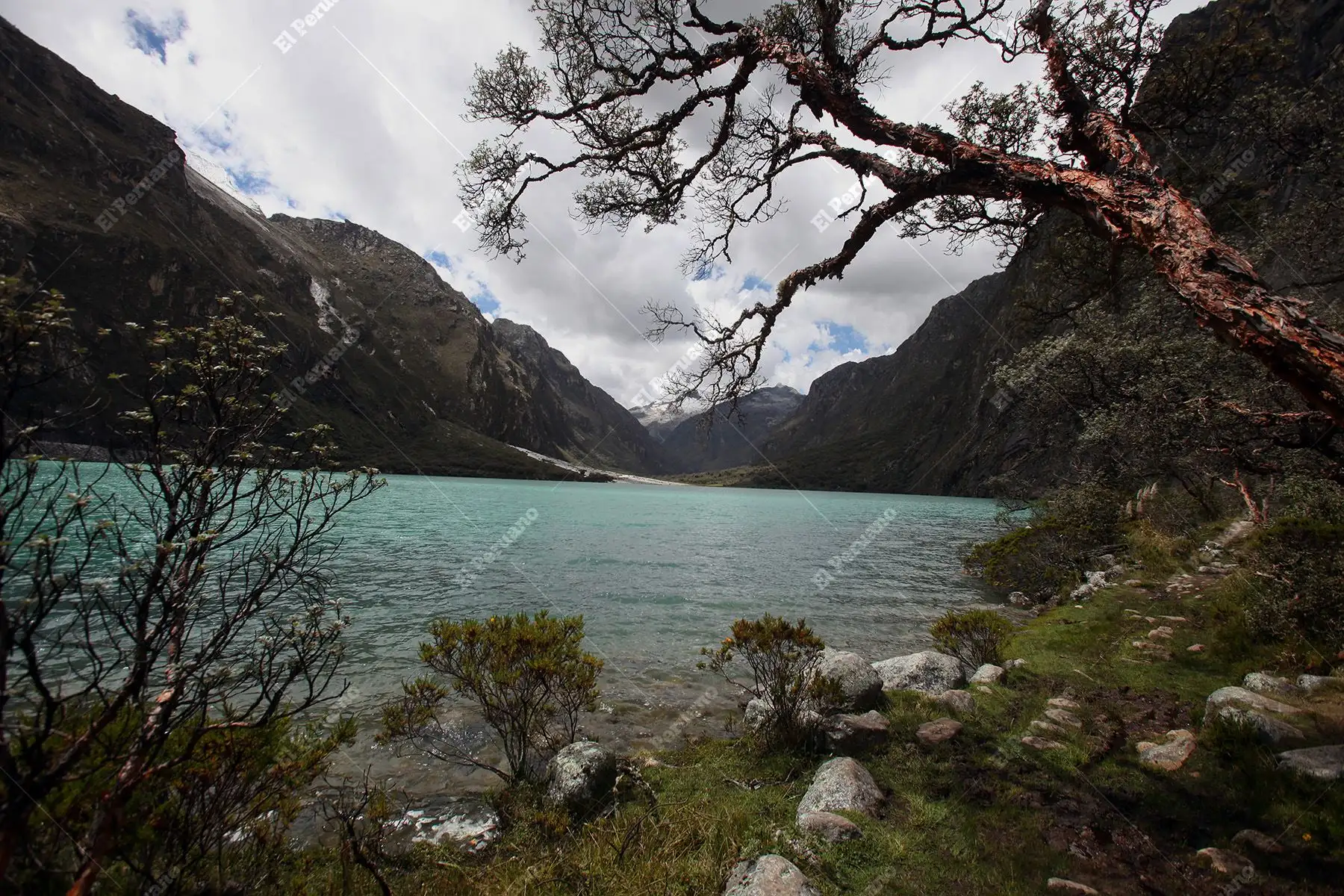 Laguna de Llanganuco en el Parque Nacional Huascarán. Foto: Diario Oficial El Peruano / Rubén Grández