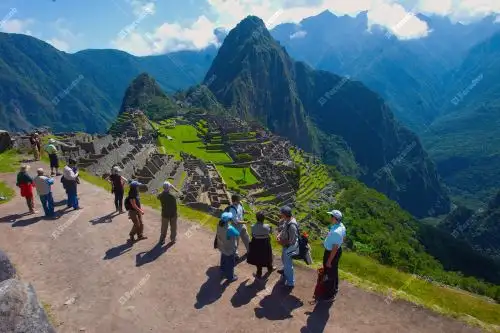 Más turistas vienen al Perú a conocer sus atractivos históricos como el majestuoso Machu Picchu. ANDINA/archivo
