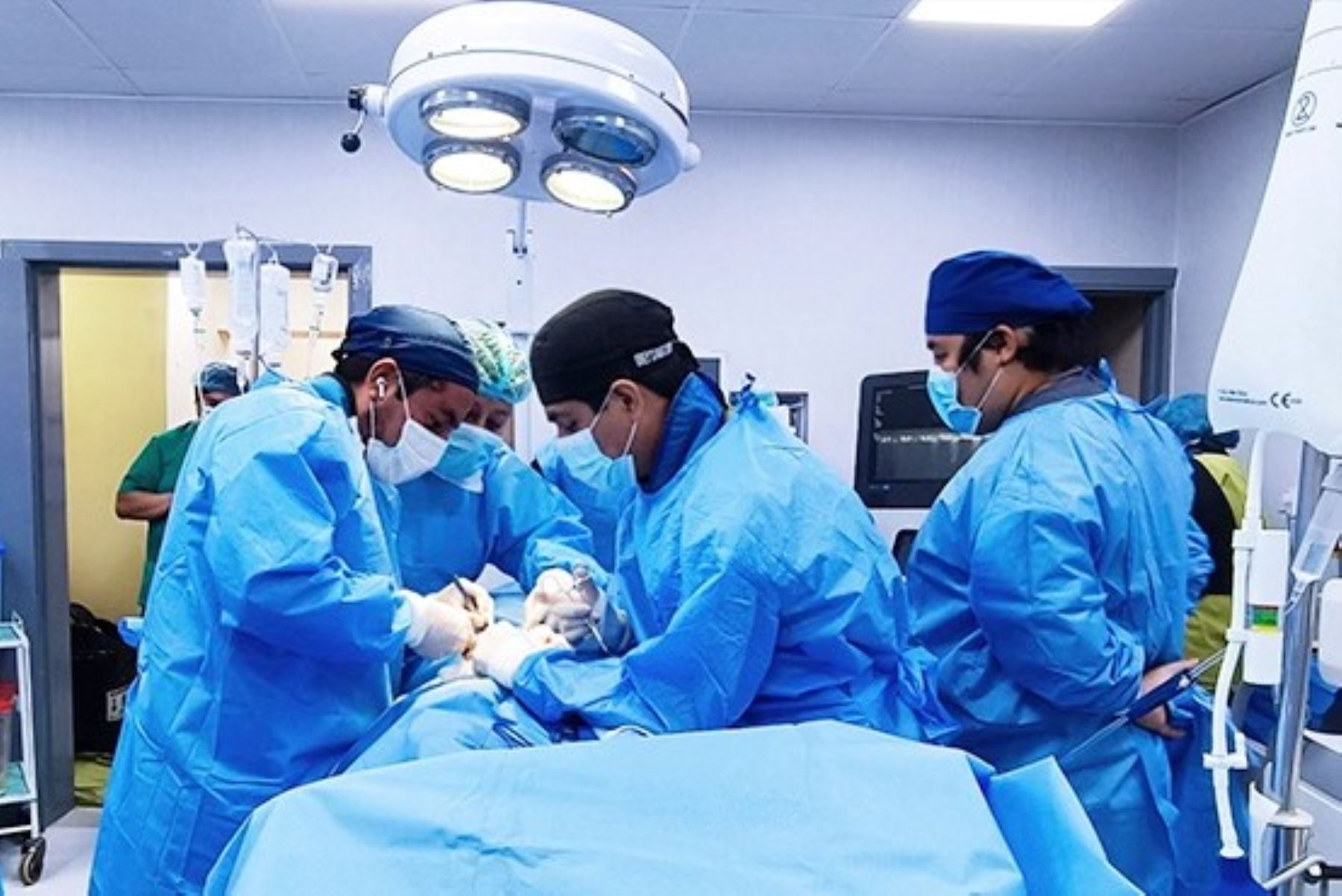 Minsa impulsa innovador procedimiento cardíaco en el Hospital Cayetano Heredia. Foto: ANDINA/Difusión.
