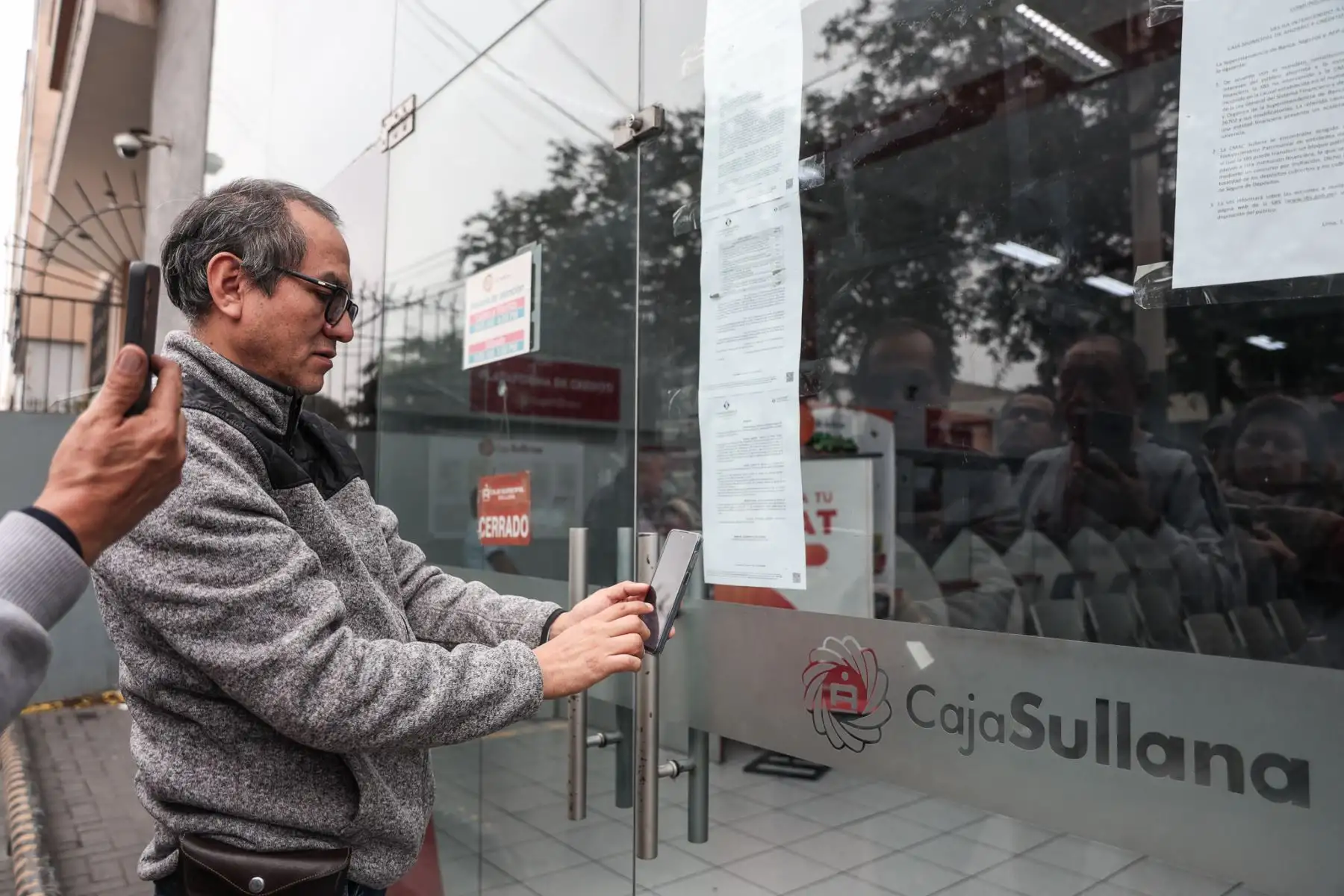 La Superintendencia de Banca, Seguros y AFP (SBS) informó que de acuerdo con el mandato constitucional de cautelar los intereses del público ahorrista y la estabilidad del sistema financiero, ha intervenido a la Caja Municipal de Ahorro y Crédito de Sullana. Foto: ANDINA/ Connie Calderon