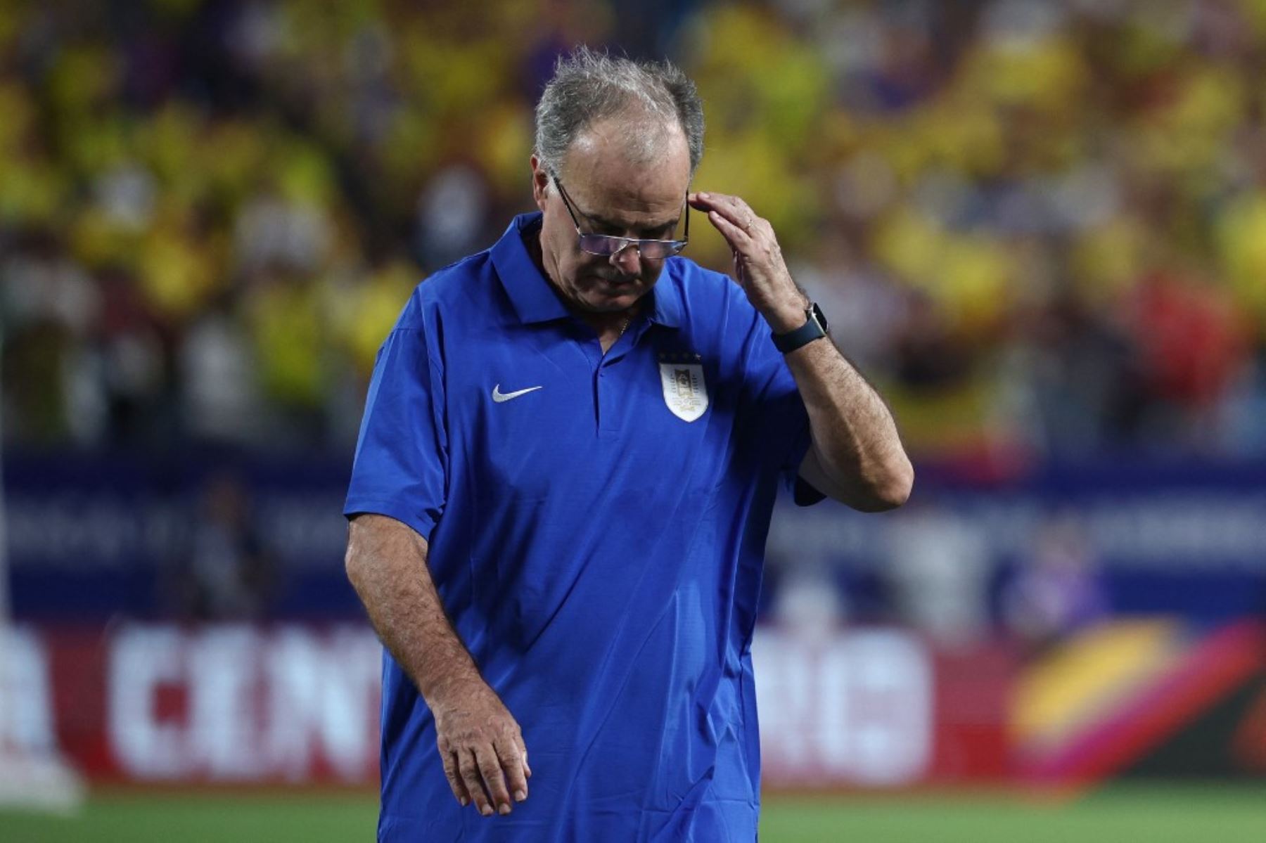 Bielsa asume la responsabilidad en la derrota de Uruguay ante Colombia