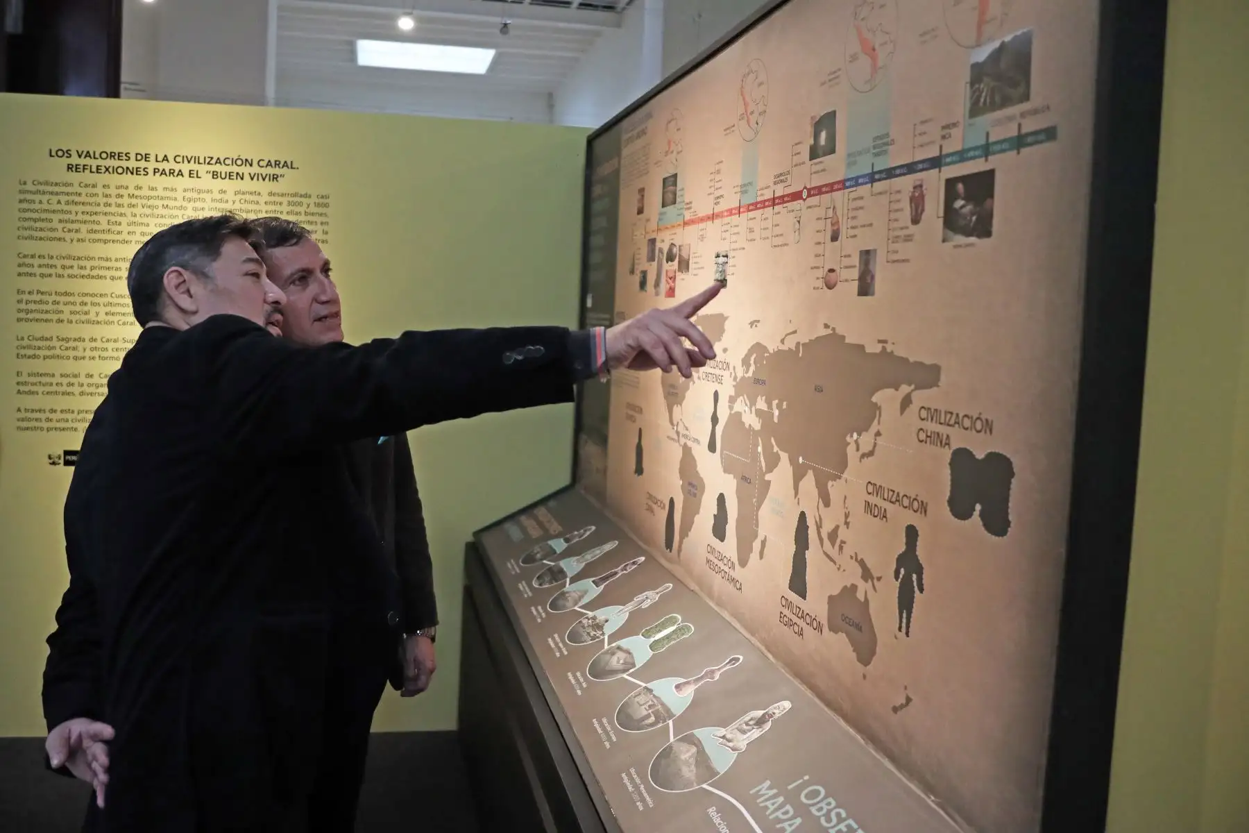 La exposición está dividida en cuatro salas temáticas: "Ciudad Sagrada de Caral Patrimonio Mundial", "Los valores de la civilización Caral", "Recursos de experiencia inmersiva en realidad virtual" e "Identificación de problemas y búsqueda de soluciones a través de conocimientos: ciencia y tecnología. Foto: ANDINA/ Connie Calderon