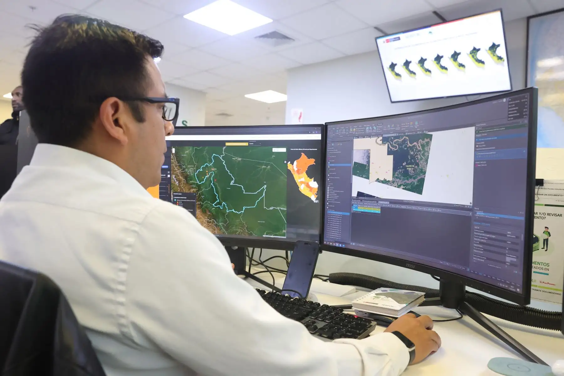 Como parte del Sistema de Alertas Tempranas de Incendios Forestales, la Unidad Funcional de Monitoreo Satelital (UFMS) del SERFOR, emite reportes diarios de focos de calor. Foto: ANDINA/Melina Mejía
