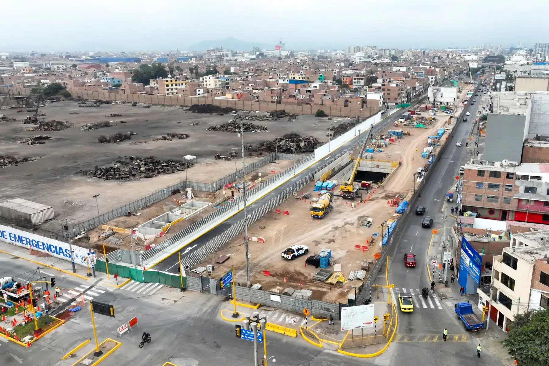 Estación Insurgentes de la Línea 2 del Metro de Lima y Callao en el distrito de Bellavista, en donde a partir de la quincena de julio se reabrirá un tramo ubicado desde la avenida Juan Velasco Alvarado (Insurgentes) hasta el jirón Tamarugal para el transporte público y privado, luego de años de obras de construcción. Foto: ANDINA/Daniel Bracamonte