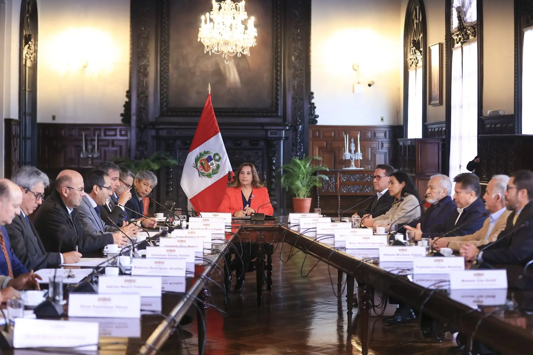Reunión con representantes de la organización Pro Amazonía. Foto: ANDINA/Prensa Presidencia
