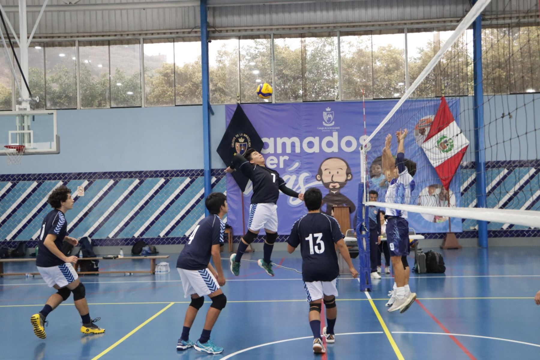 La práctica regular de actividad física contribuye a desarrollar una rutina estructurada y disciplinada, pues los estudiantes aprenden a manejar su tiempo de manera efectiva. Foto: Cortesía