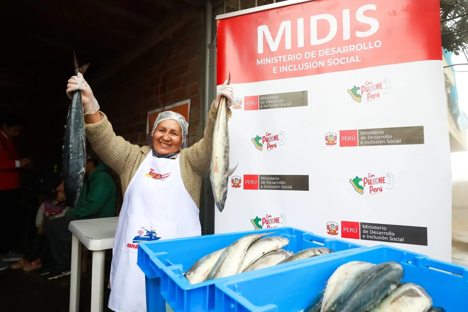 Midis impulsa la  feria multisectorial en Pachacútec del distrito de Ventanilla. En el evento  se brinda servicios de protección ante bajas las bajas temperaturas.
Foto: Midis