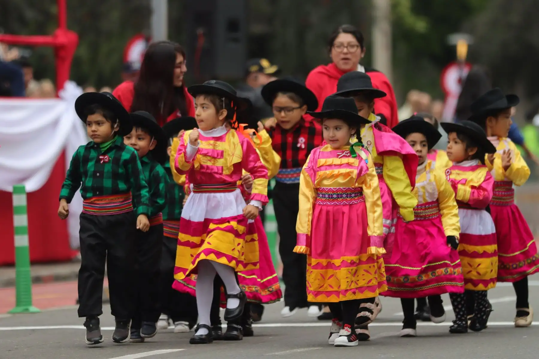 Desfile Cívico Escolar que con ocasión de las fiestas patrias se realizó en el distrito de Miraflores, con motivo de la conmemoración del 203 aniversario de la independencia del Perú. Foto: ANDINA / Lino Chipana.