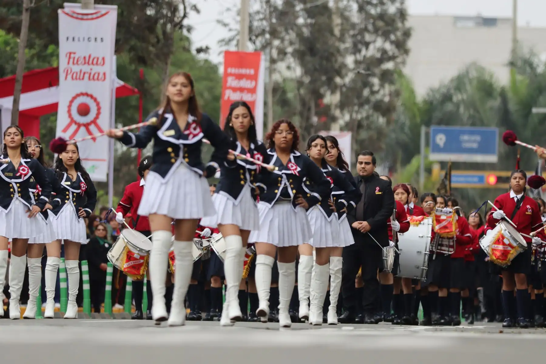 Desfile Cívico Escolar que con ocasión de las fiestas patrias se realizó en el distrito de Miraflores, con motivo de la conmemoración del 203 aniversario de la independencia del Perú. Foto: ANDINA / Lino Chipana.