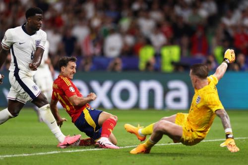 Mikel Oyarzabal  anotó el 2-1 a favor de España ante Inglaterra en la final de la Eurocopa 2024