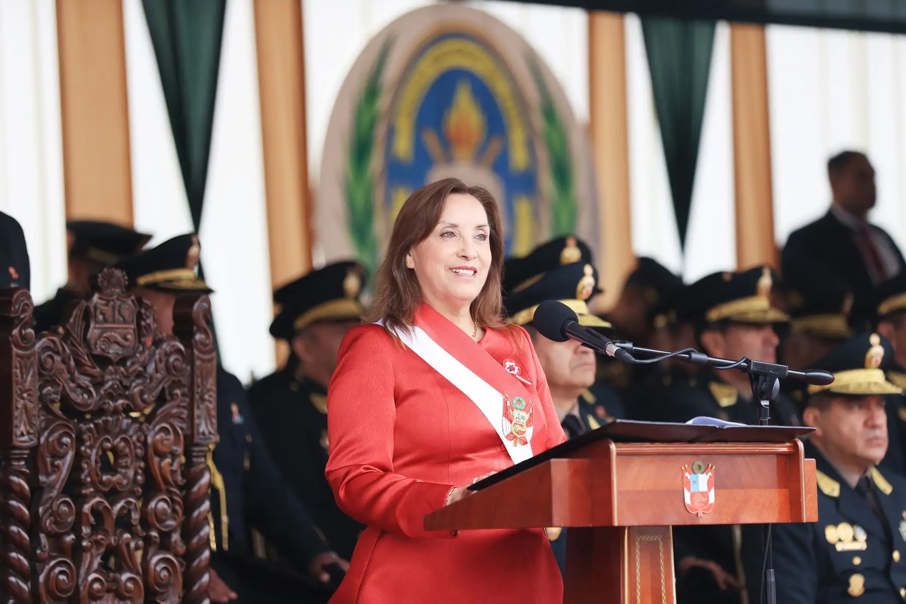 La presidenta Dina Boluarte participa en ceremonia de graduación extraordinaria de alféreces de la Escuela de Oficiales de la Policía Nacional del Perú, Promoción “Perseverancia”. Foto: ANDINA/Prensa Presidencia. Foto: ANDINA/Prensa Presidencia