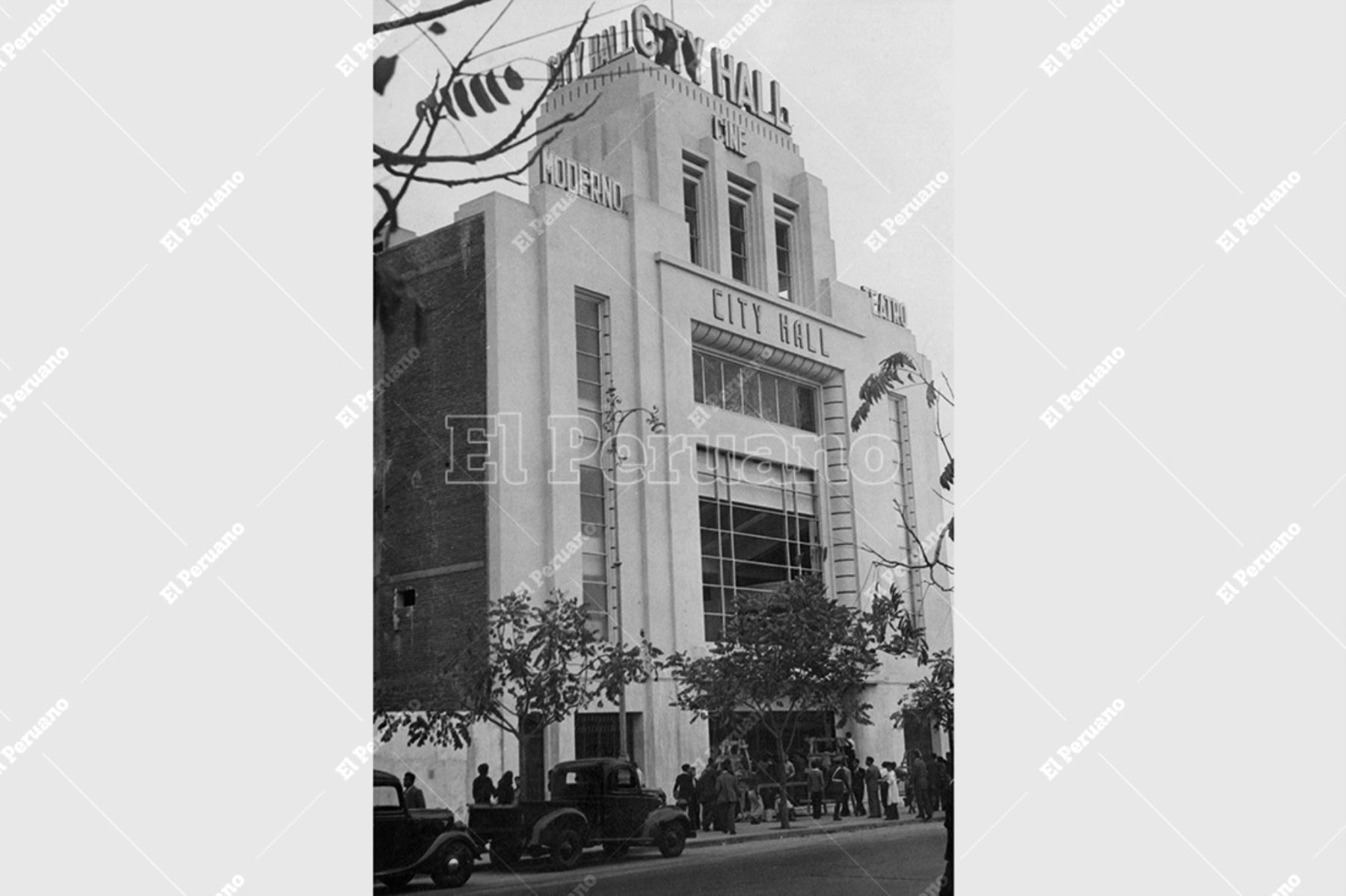 Lima - 19 agosto 1956 / Cine City Hall, en la avenida Venezuela, en Breña. Foto: Archivo Histórico de El Peruano