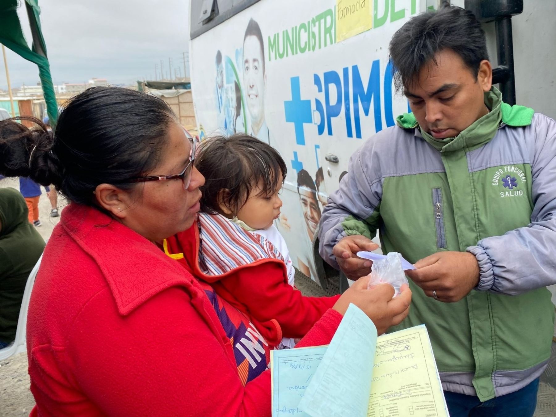 Ante el descenso de la temperatura que se registra en la Costa, autoridades de salud de Áncash recomiendan extremar los cuidados de la población vulnerable para evitar enfermedades respiratorias.