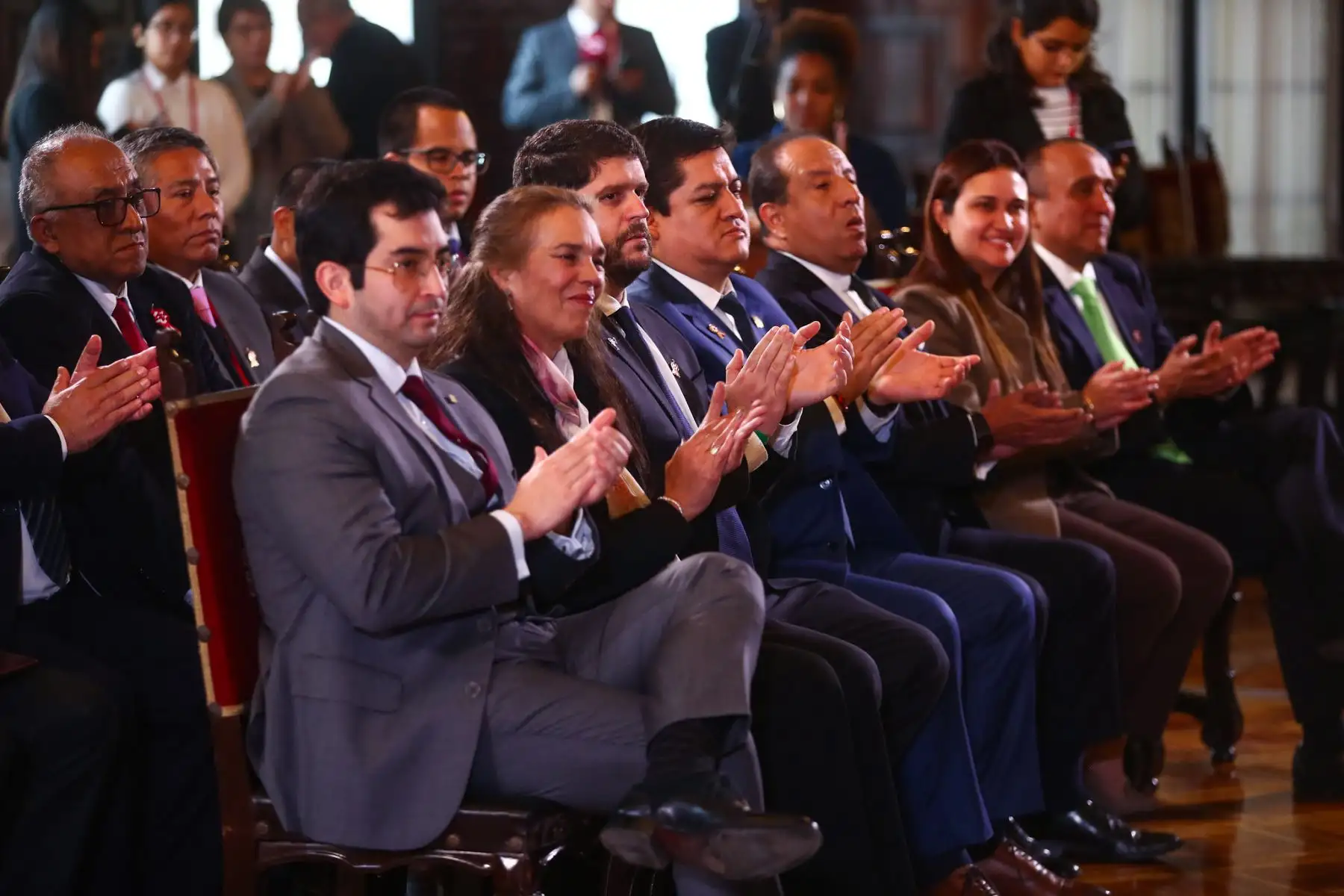 La presidenta de la República, Dina Boluarte, expresa el reconocimiento del gobierno a los deportistas clasificados para participar en los Juegos Olímpicos de París, y detalló los premios adicionales que en el país se les otorgará en caso obtengan medallas al participar en sus respectivas disciplinas.
Foto: ANDINA/ Prensa Presidencia