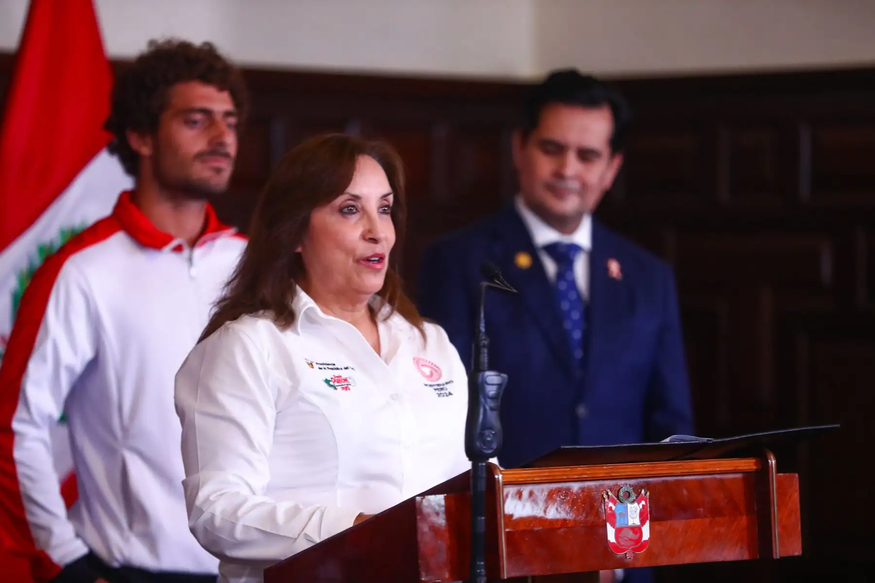 La presidenta de la República, Dina Boluarte, expresa el reconocimiento del gobierno a los deportistas clasificados para participar en los Juegos Olímpicos de París, y detalló los premios adicionales que en el país se les otorgará en caso obtengan medallas al participar en sus respectivas disciplinas.
Foto: ANDINA/ Prensa Presidencia