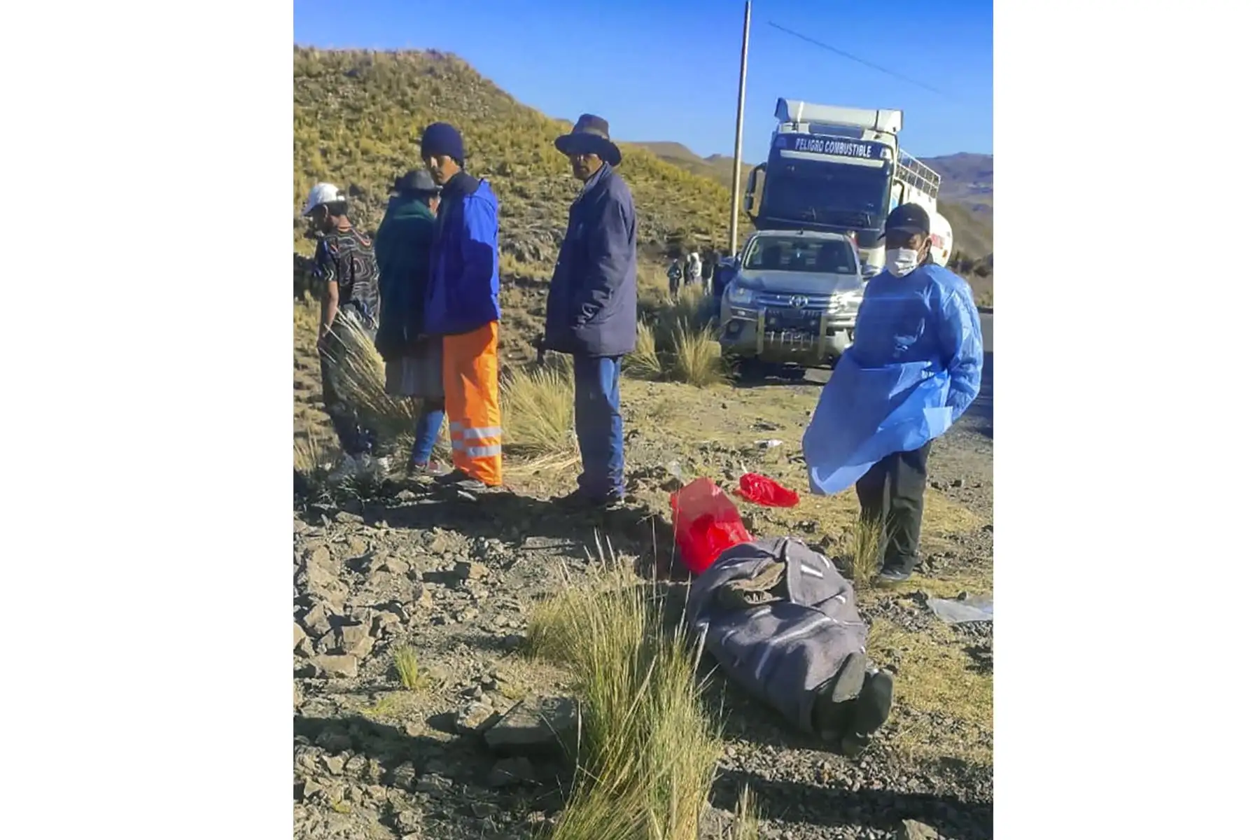 A 29 se elevó el número de fallecidos en el accidente de tránsito ocurrido hoy en la zona de Ccarhuapampa-Vinchos, en la vía Los Libertadores, en Ayacucho, confirmó la División de Protección de Carreteras de la región surandina.
Foto: AFP