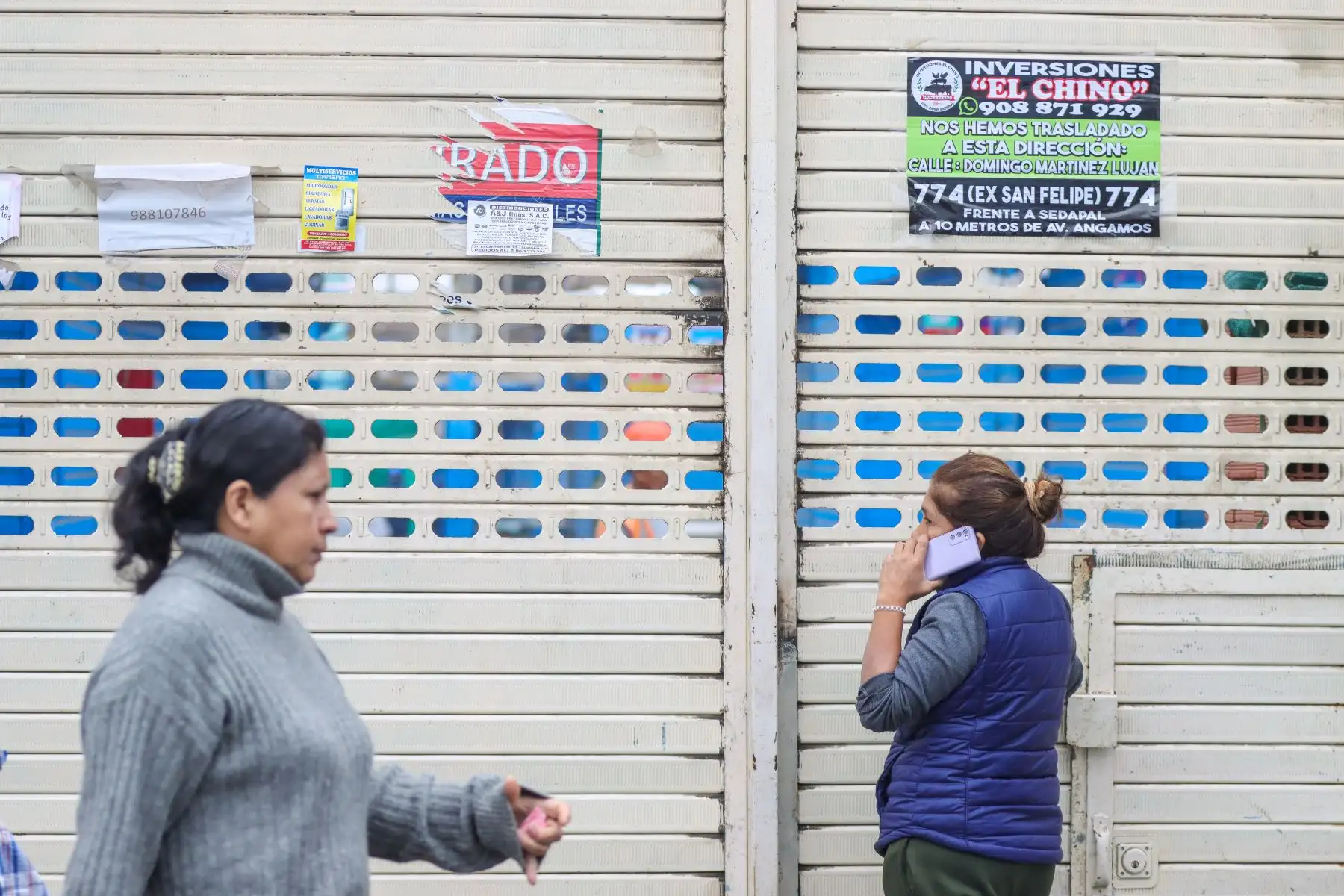Surquillo: Desalojan a comerciantes que tomaron la calle por cierre de mercado San Felipe. Foto: ANDINA/Lino Chipana
