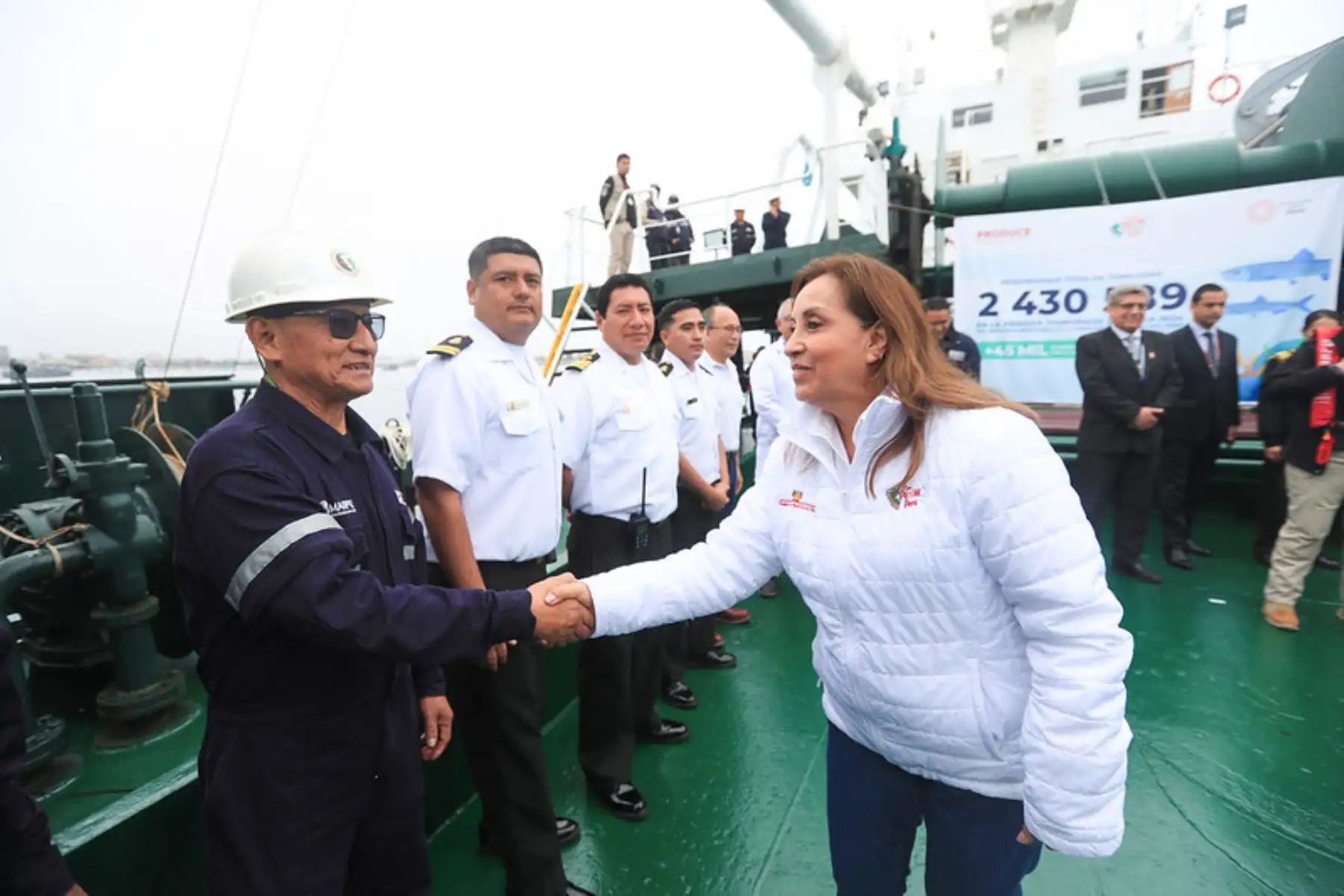 Presidenta de la república, Dina Boluarte, participa en la presentación de los logros de la primera temporada de la pesca de anchoveta. Foto: ANDINA/ Prensa Presidencia
