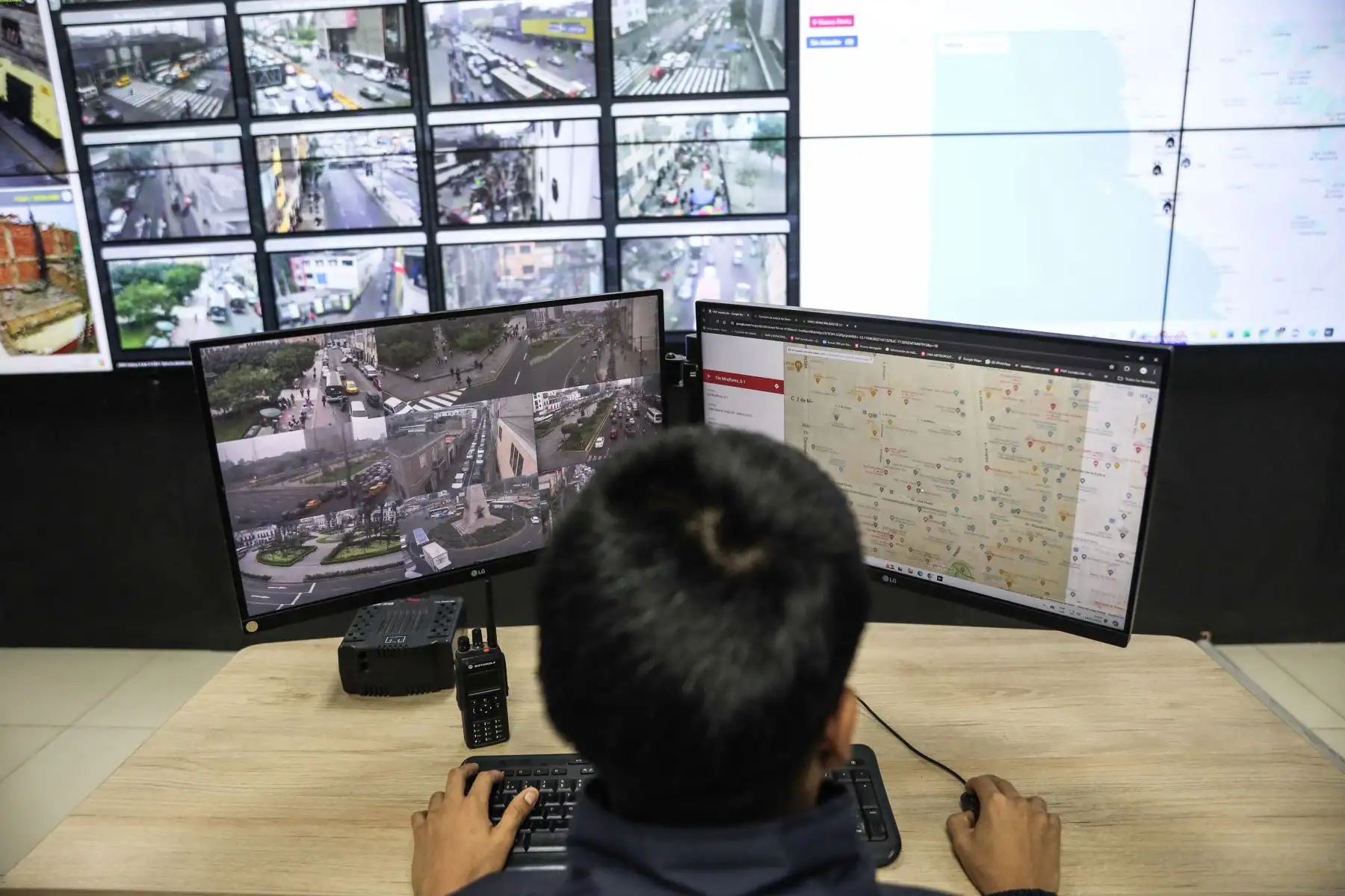 La Policía Nacional del Perú, con apoyo de Serenazgo de Lima Metropolitana, presenta nuevas medidas implementadas en la Central Integrada de cámaras de seguridad. Foto: ANDINA/ Connie Calderon