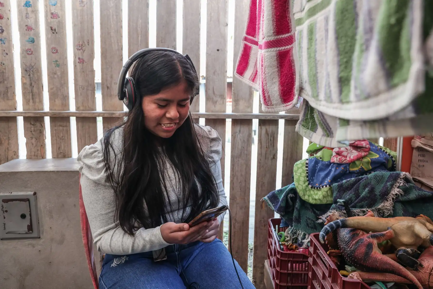 En su tiempo libre, disfruta escuchar música para relajarse. Foto: ANDINA/Connie Calderon