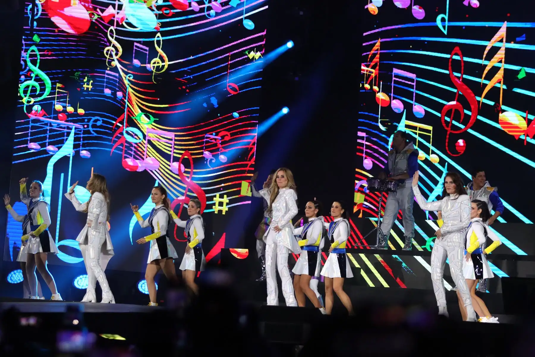 Concierto La Despedida 2024 de Nubeluz en el estadio de San Marcos.
Almendra Gomelsky, Lily Braun y Xiomi Xibille y  todo el elenco original del popular programa infantil se despiden de sus fans.
Foto: ANDINA / Lino Chipana.
