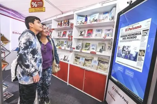Editora Perú también se hizo presente en la Feria Internacional del Libro de Lima 2024, exponiendo al público en su stand diversos títulos de su fondo editorial. Foto: ANDINA