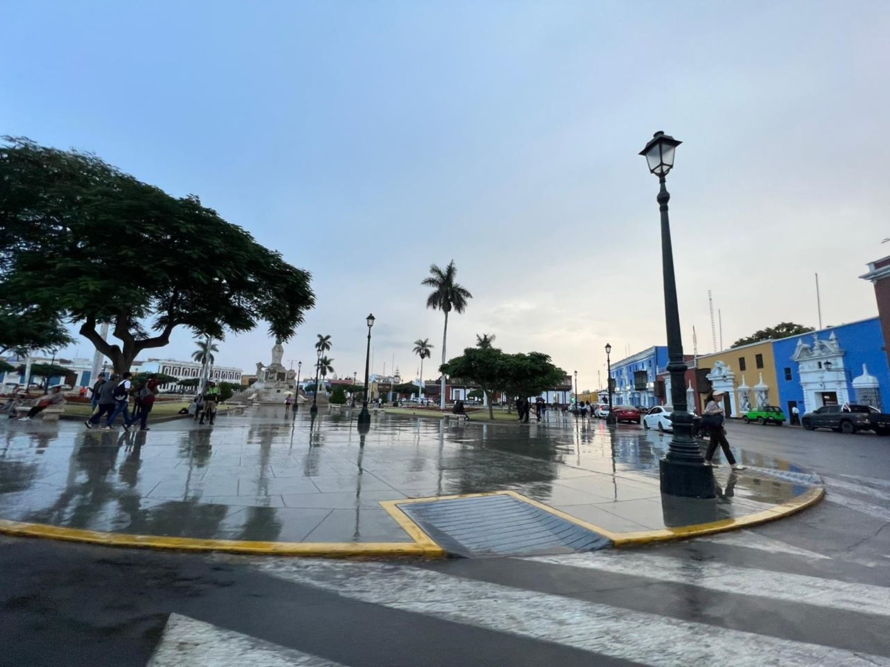 El frío se acentúa en Trujillo. La capital de la región La Libertad soportó una temperatura mínima de 9.8°C grados durante la noche del domingo 21 de julio. ANDINA/Difusión