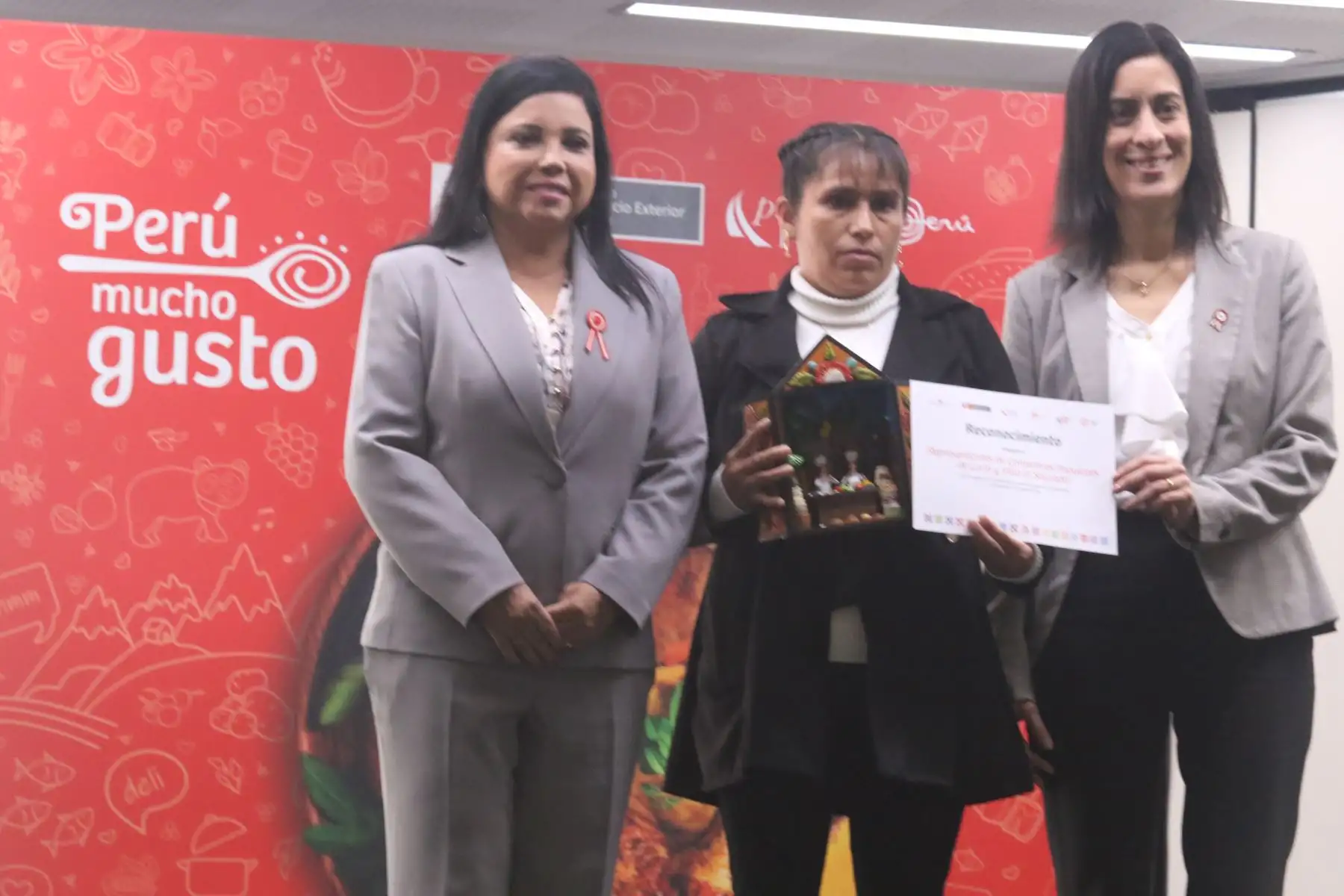 Mincetur, a través de PromPerú Oficial, busca atraer a 48 mil asistentes y generar más de 11 millones de soles en ventas, además de obedecer a una estrategia para activar los puntos de frontera y alcanzar la meta de los 4.4 millones de turistas internacionales. Foto: ANDINA/ Héctor Vinces