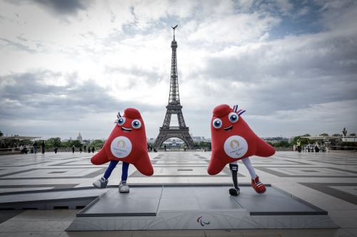 Juegos Olímpicos París 2024: conoce a Phryges la mascota oficial de las olimpiadas