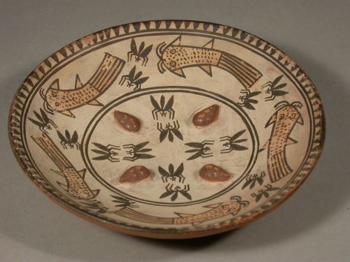 Libro señala que el ceviche figura en los milenarios ceramios de las culturas Ica y Nazca.
