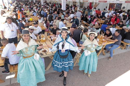 Expo Perú Los Andes Ayacucho 2024: gastronomía ayacuchana sorprende a los asistentes