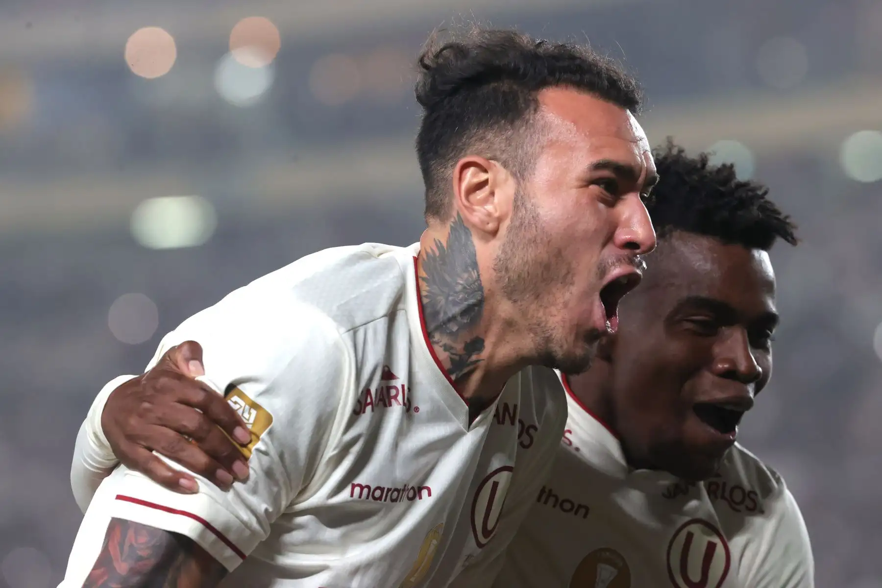 Universitario de Deportes venció 2-1 a Alianza Lima en el clásico del fútbol peruano este viernes en el estadio Monumental "U" de Ate por el Torneo Clausura de la Liga 1. Foto: ANDINA/Melina Mejía