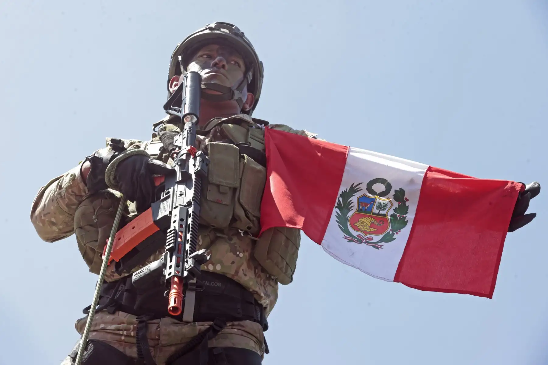 Desfile patriótico al Bicentenario, se inicio con los Colegios ganadores, Instituciones Públicas y la fuerza Armada en Ayacucho. Foto: ANDINA/Vidal Tarqui