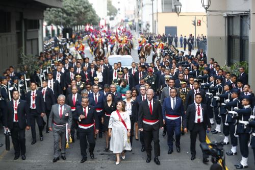 Presidenta de la República, Dina Boluarte retorna a Palacio de Gobierno tras brindar Mensaje a la Nación