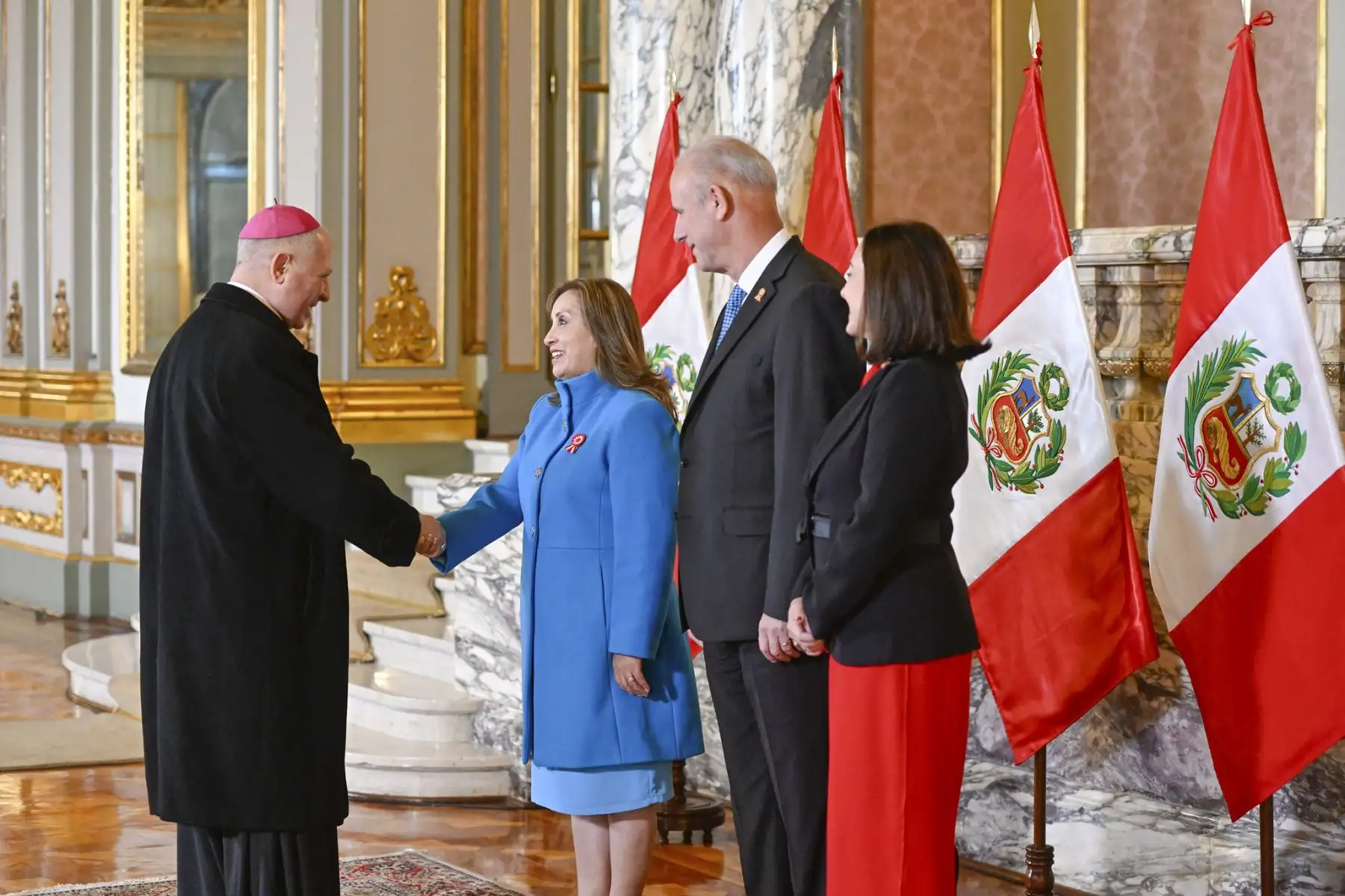 Saludo del cuerpo diplomático y altas autoridades de la nación.
Foto: ANDINA/ Prensa Presidencia