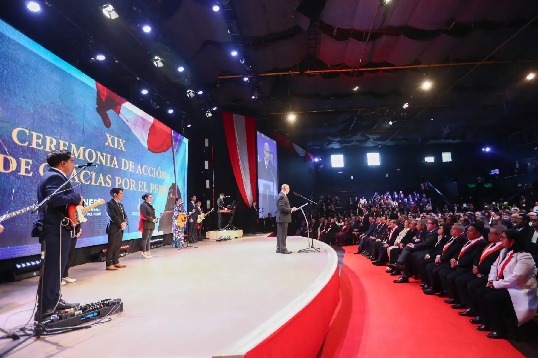 Presidenta Dina Boluarte participa de la ceremonia 
 de acción de gracias por el Perú. Foto: ANDINA/Prensa Presidencia