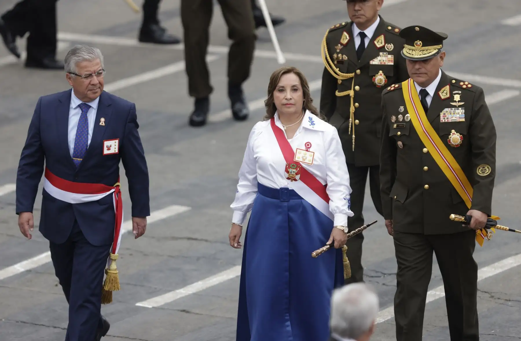 Presidenta de la República, Dina Boluarte llega a la Gran Parada y Desfile Cívico Militar por el 203° aniversario de la Independencia Nacional del Perú.
 Foto: ANDINA/ Luis Iparraguirre