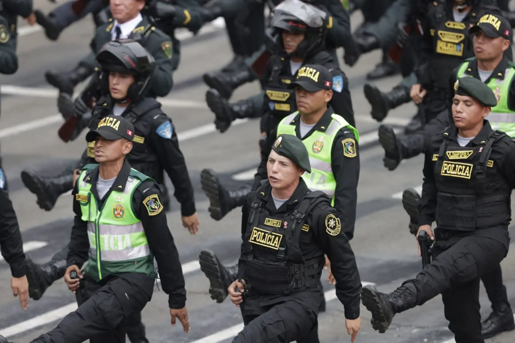 Escuadrón Verde y Dirección de Robo de V de la Vehículos de la PNP desfila en la Gran Parada y Desfile Cívico Militar 2024 como parte de los actos conmemorativos por el 203° aniversario de la Independencia del Perú. Foto: ANDINA/ Luis Iparraguirre