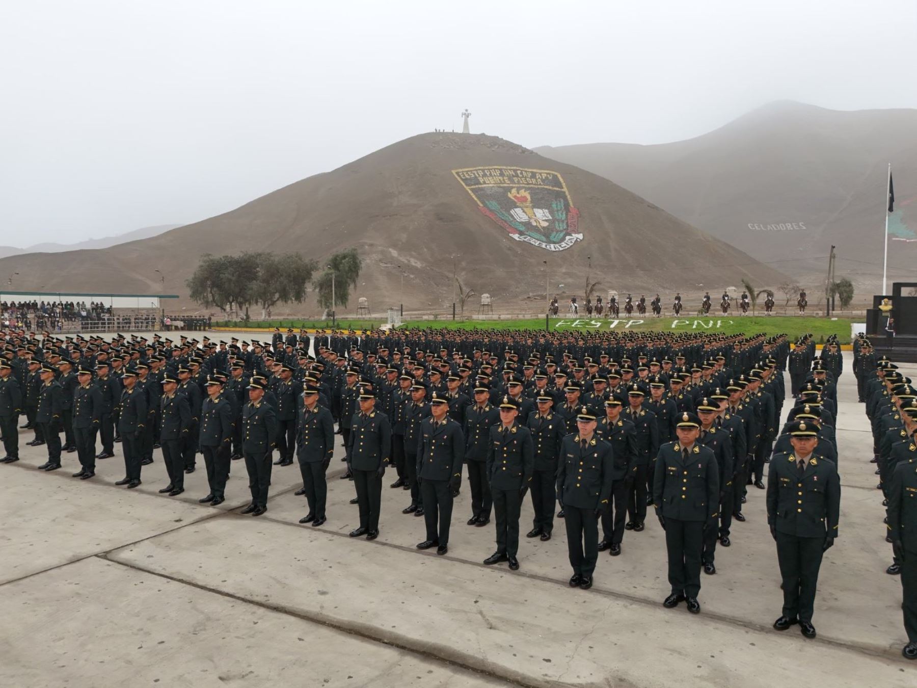 Ministro Santiváñez asistió a la ceremonia de graduación extraordinaria de suboficiales de la Escuela de Educación Superior Técnico Profesional de Puente Piedra. Foto: Difusión