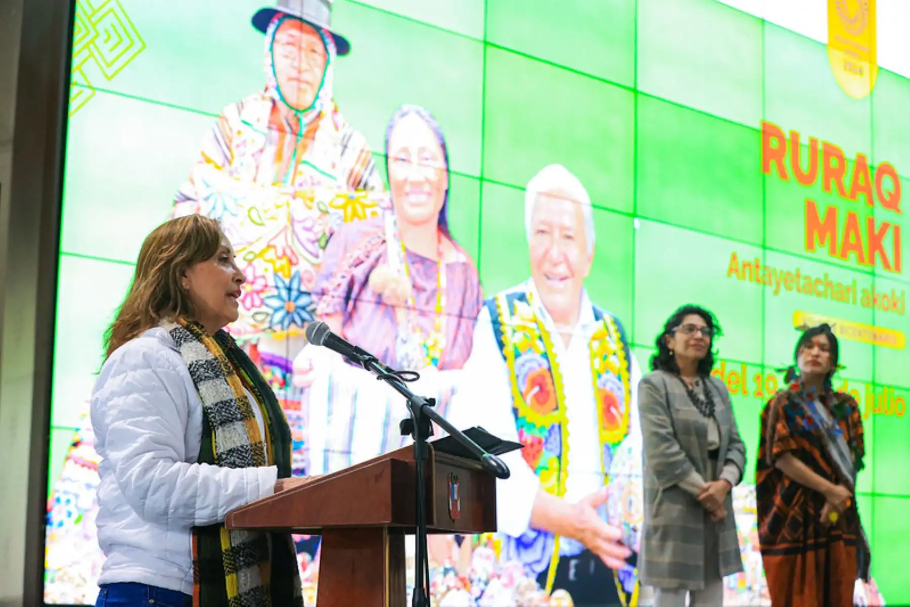 Presidenta de la república, Dina Boluarte, participa en la ceremonia de clausura de la exposición venta de artesanía y arte tradicional Ruraq Maki - Antayetachari Akoki. Foto: ANDINA/Prensa Presidencia