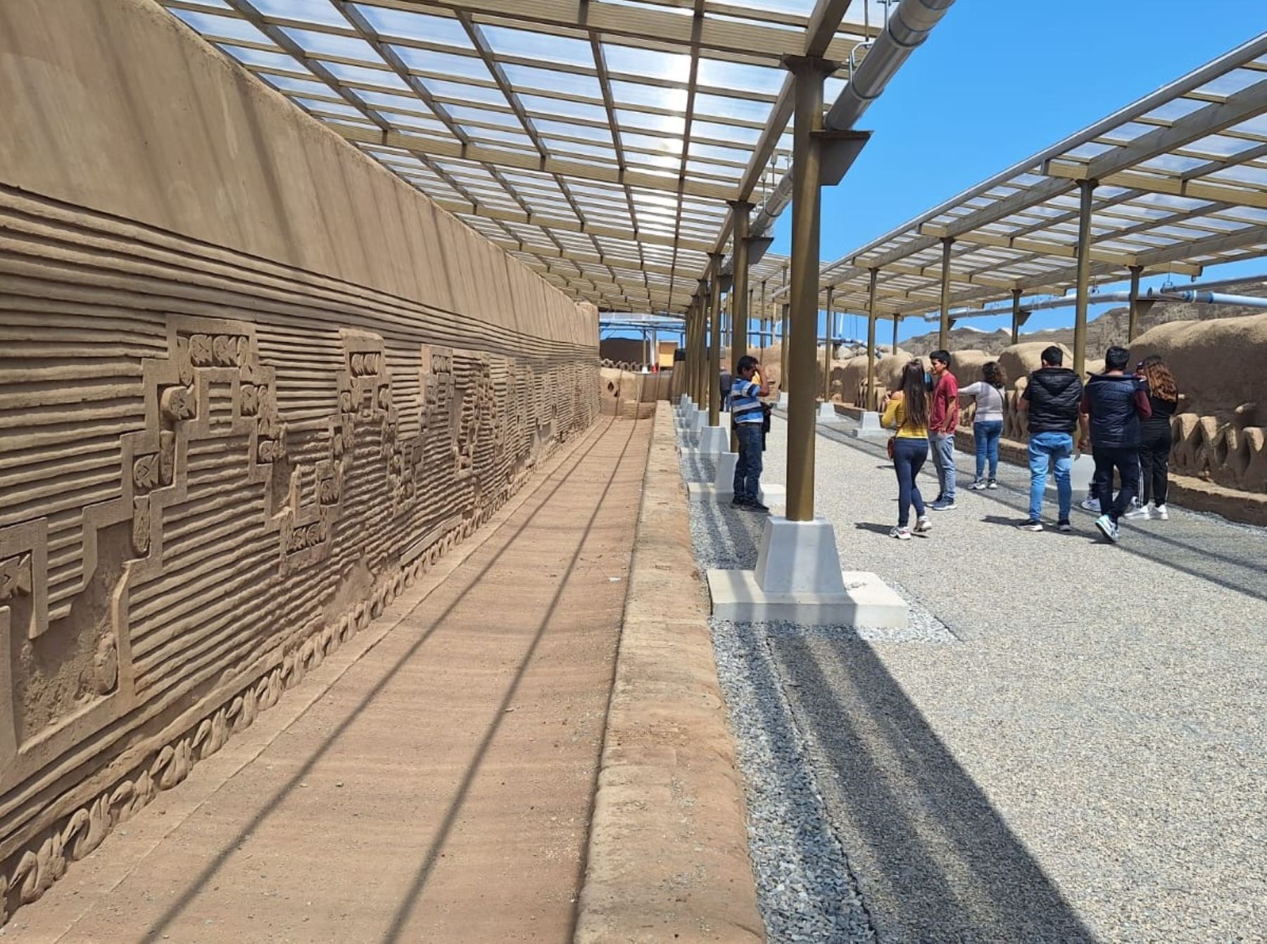 El complejo arqueológico Chan Chan es uno de los principales atractivos turísticos de Trujillo y durante el feriado largo por Fiestas Patrias recibió cerca de 6,300 visitantes. ANDINA/Difusión