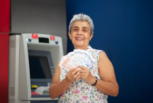 Pensionistas del régimen 19990 podrán cobrar sus pensiones de agosto a partir del jueves 8 del presente. ANDINA/Difusión